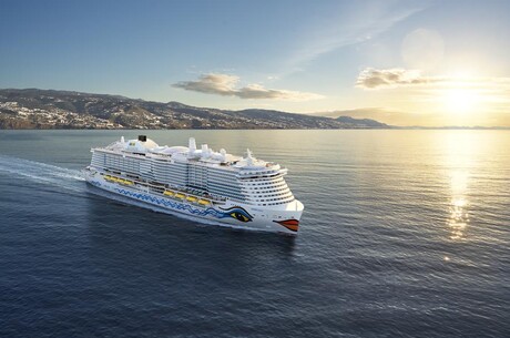  - 7 Nächte AIDAcosma und 5 Nächte Hotel Hipotels MediterrÃ¡neo