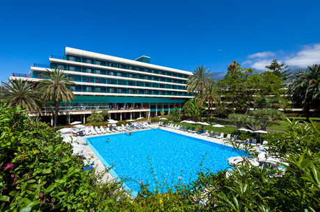 - 11 Nächte Mein Schiff 6 und 4 Nächte Hotel TRH Taoro Garden