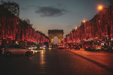  - Lichterglanz & Festtagsstimmung auf der Seine