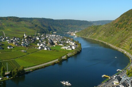  - Flussgenuss für Weinkenner auf Mosel & Rhein