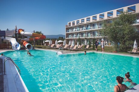 Land und Meer - 7 Nächte AIDAblu Adria und 5 Nächte Hotel Angela Beach Hotel auf Korfu