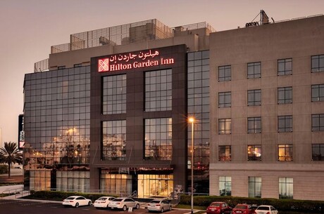  - 2 Nächte Hotel Hilton Garden Inn Al Mina in Dubai und 7 Nächte AIDAprima Orient